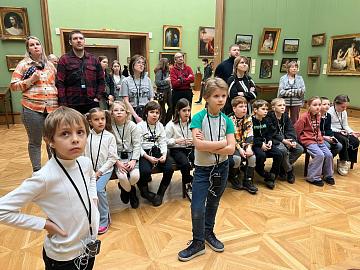 Путешествие в мир искусства: первоклассники в Третьяковской галерее